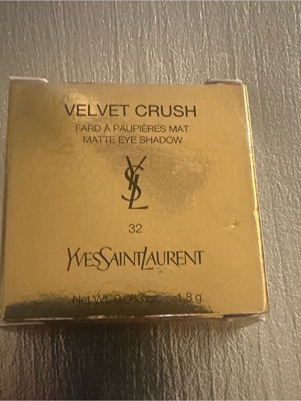 Yves Saint Laurent Velvet Crush Matte Eye Shadow - Shade 32 black